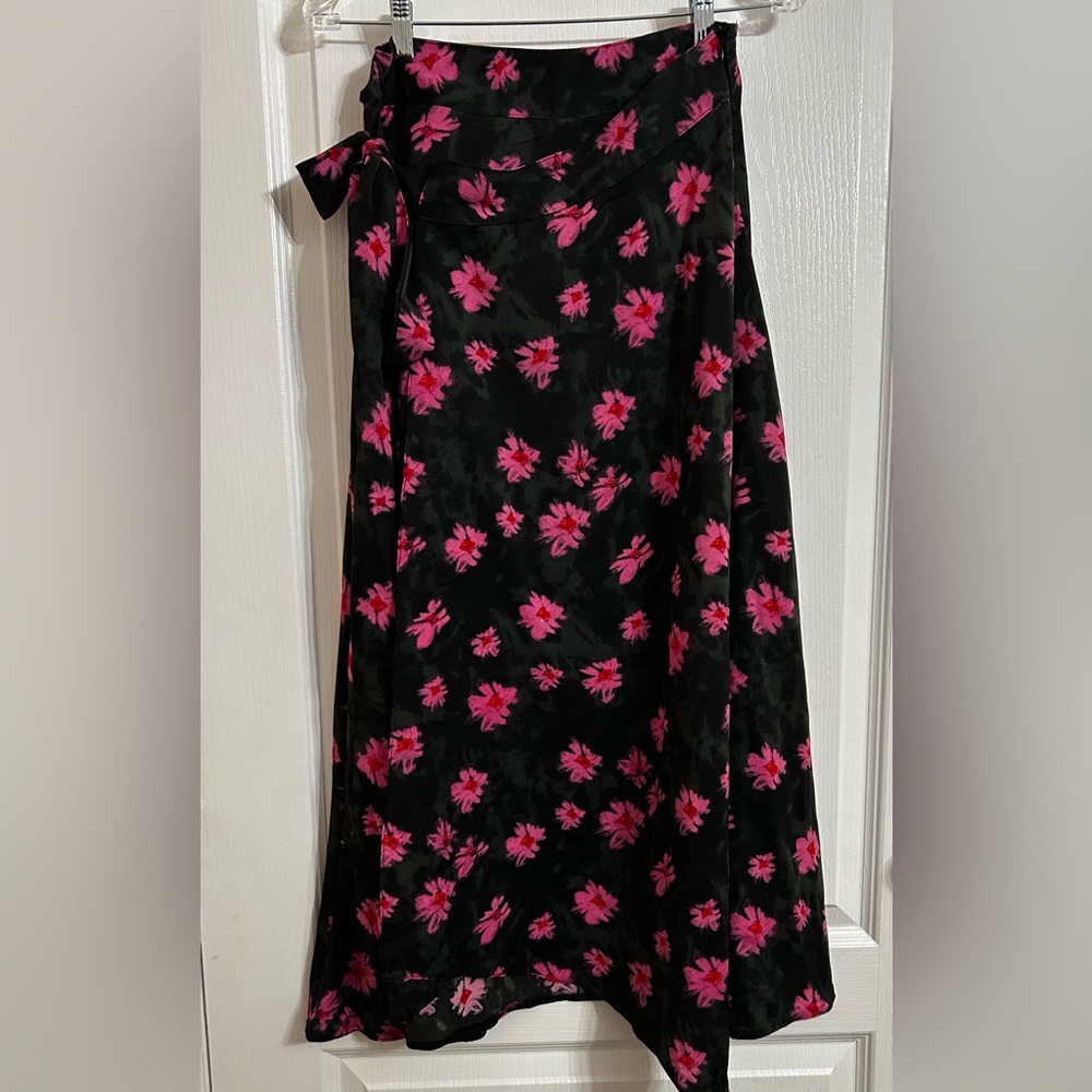 Udel NY Black Mock Wrap Skirt with Pink Floral Print
